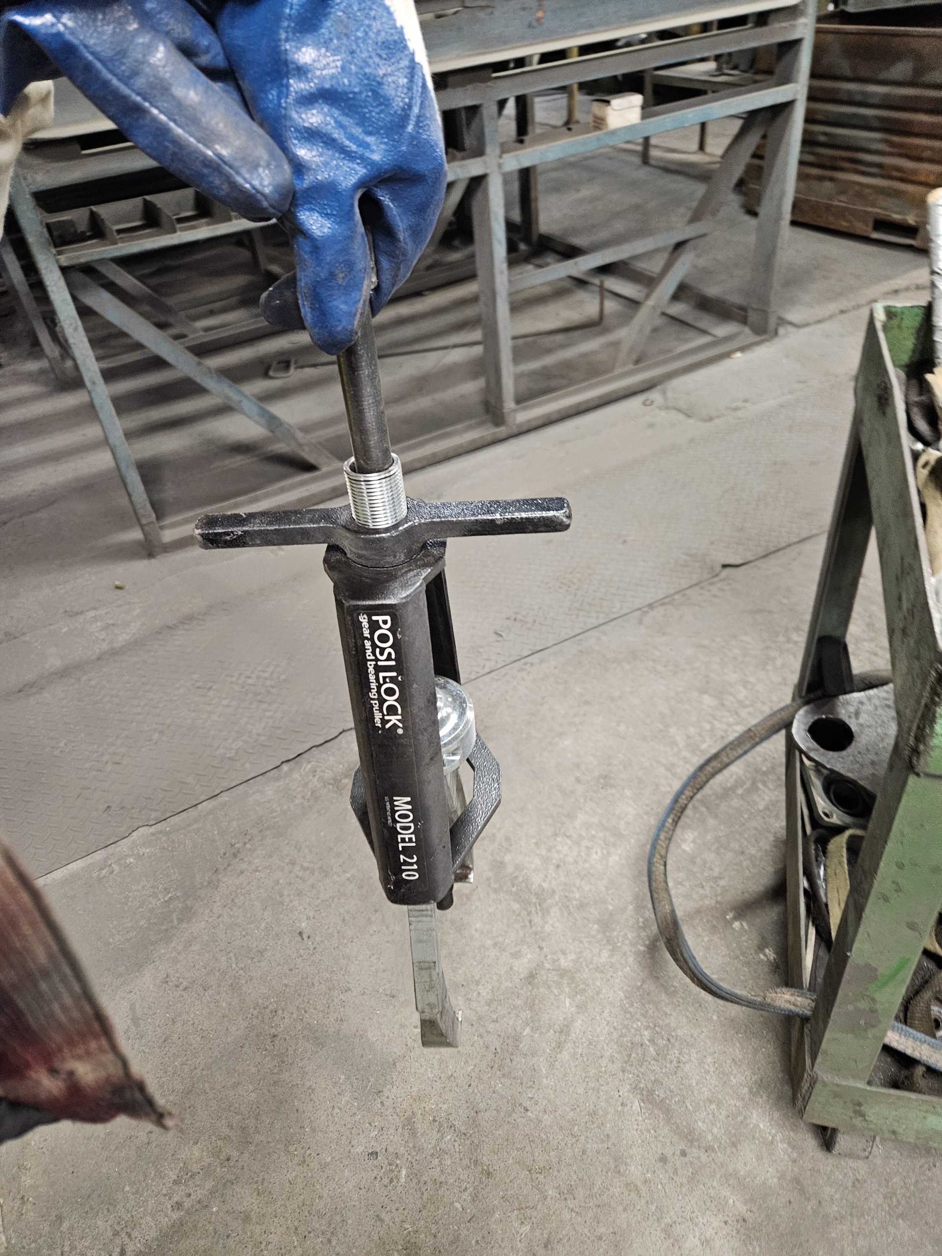 Posilock Model 210 3-Jaw Mechanical Puller