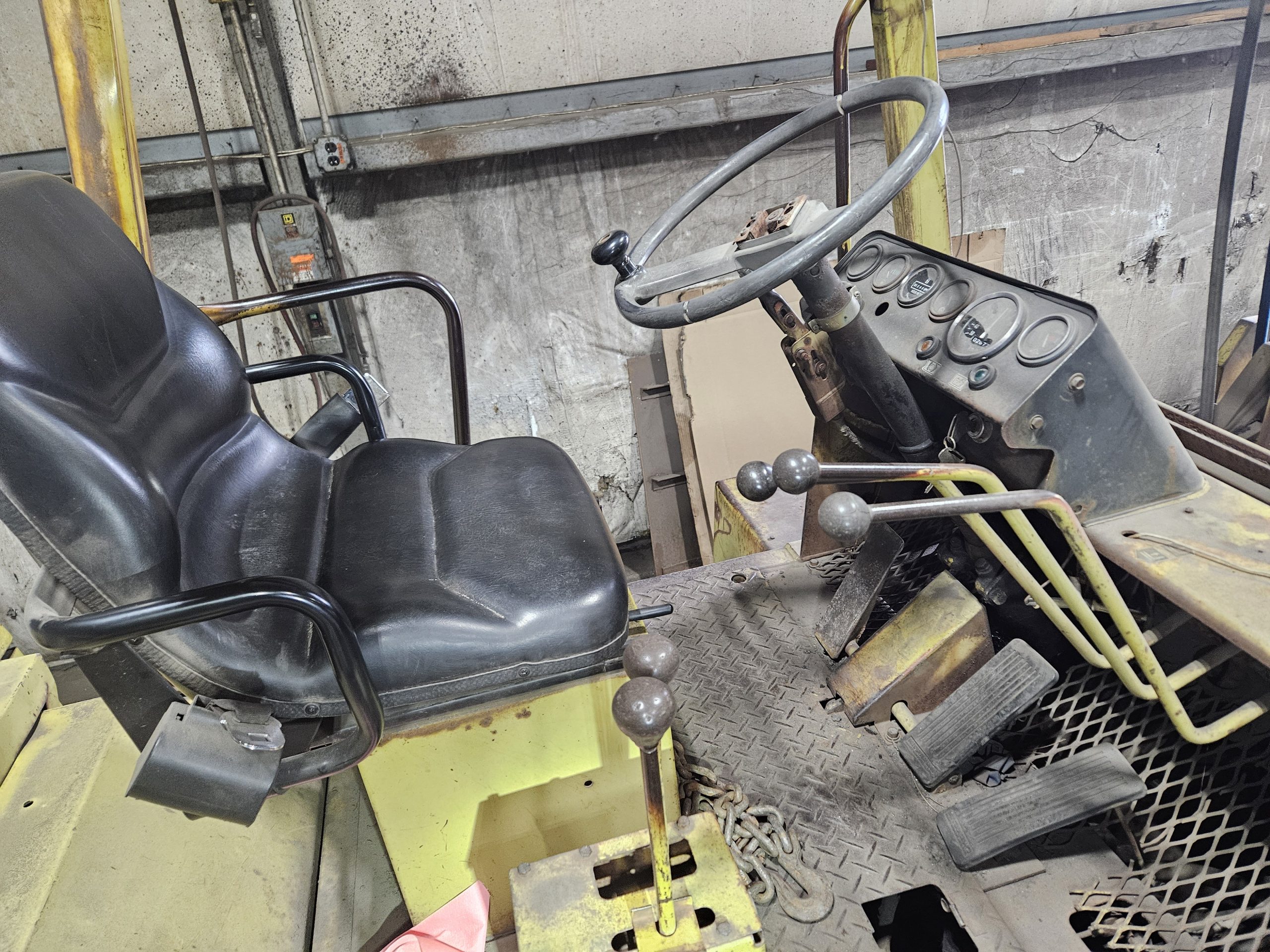 Mitsubishi FD115 forklift - Image 3