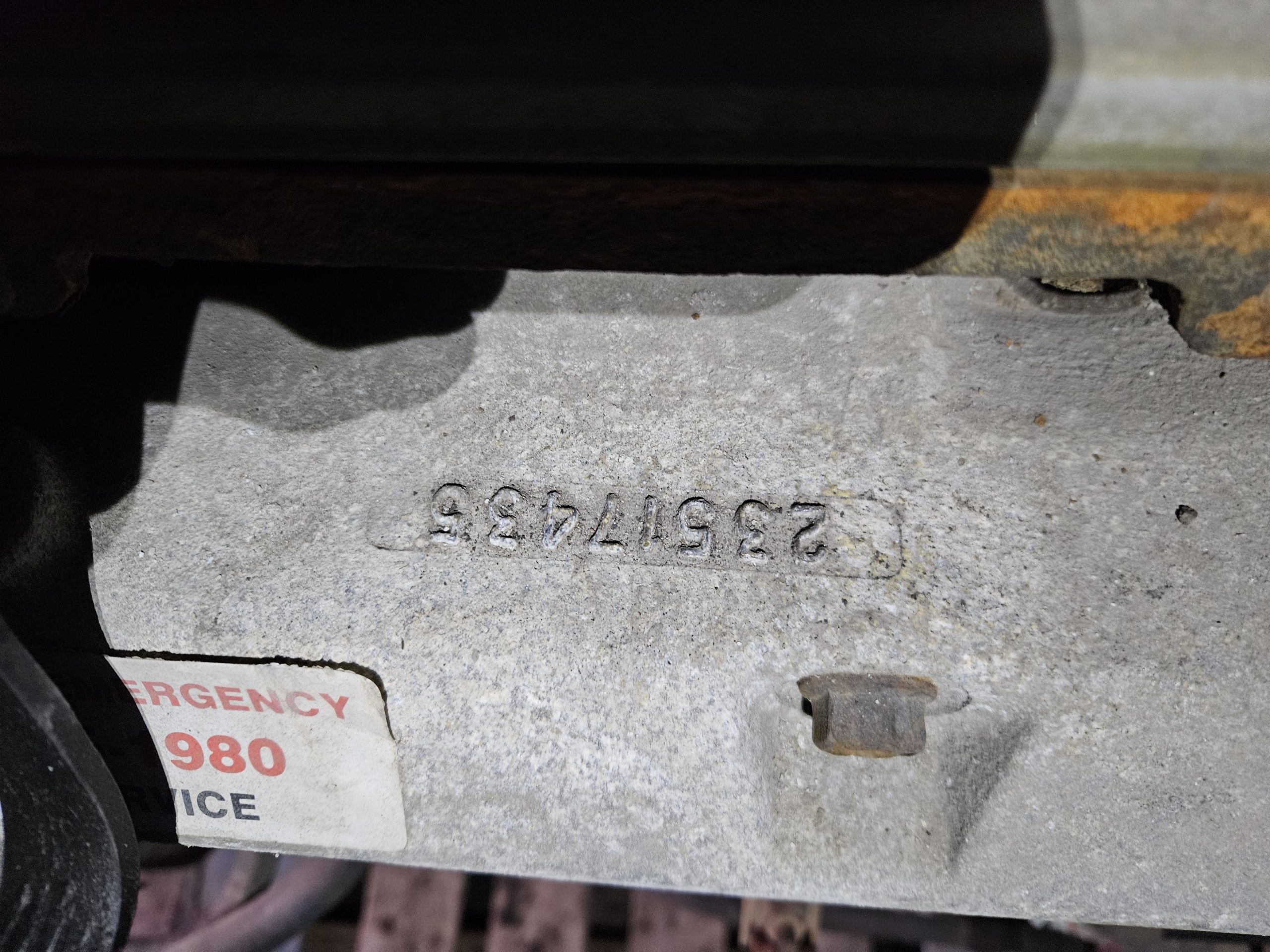 DD60-E05 — DD60 1995 Engine, Mostly Complete - Image 4